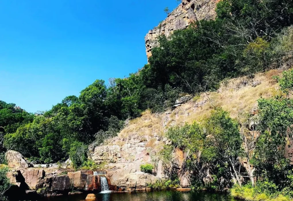 Hiking the Jarrangbarnmi Trail