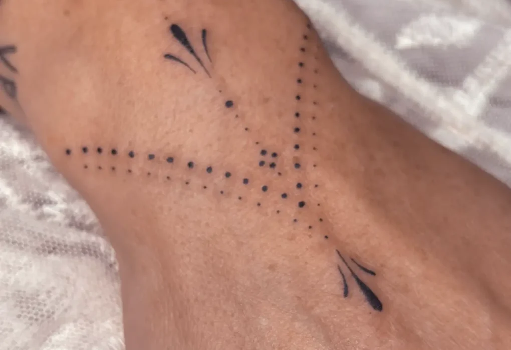 What's the difference between fine line and normal tattoos?